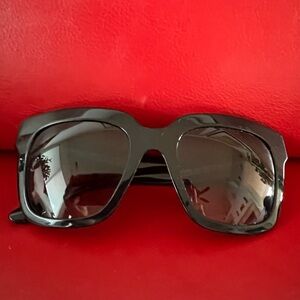 Dolce & Gabbana Black Square Sunglasses Made in Italy EUC w/ Fendi Case Unisex